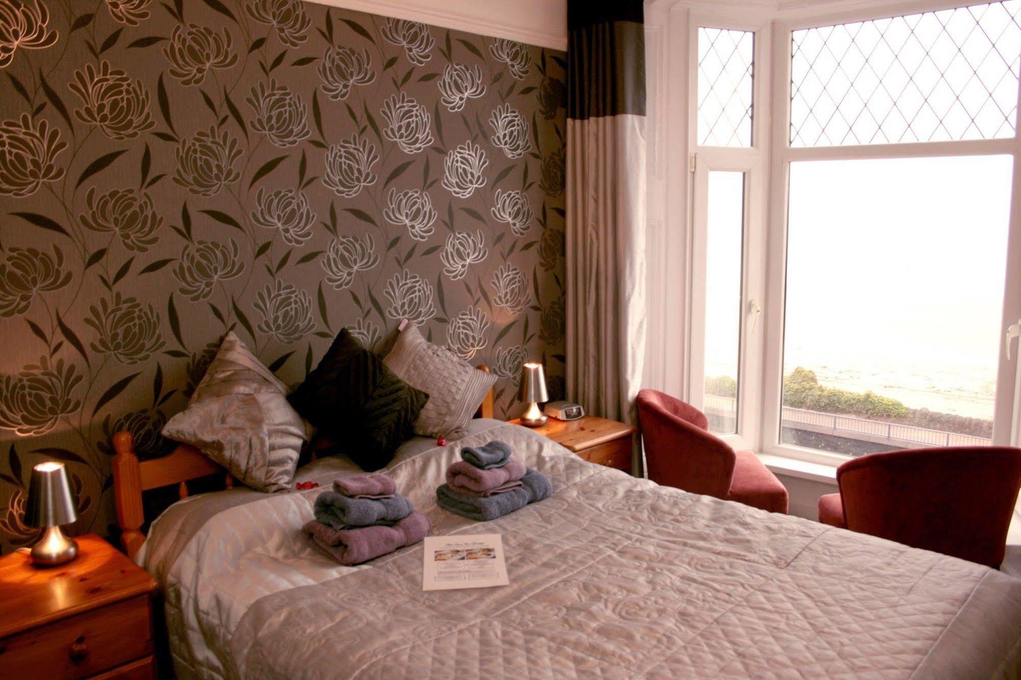 Devon View Guesthouse Суонси Экстерьер фото