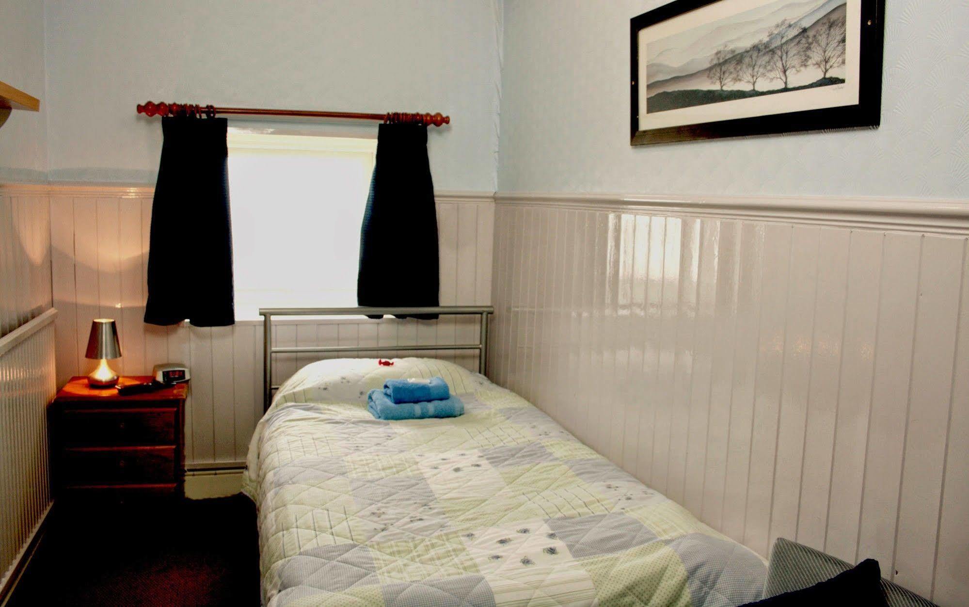 Devon View Guesthouse Суонси Экстерьер фото