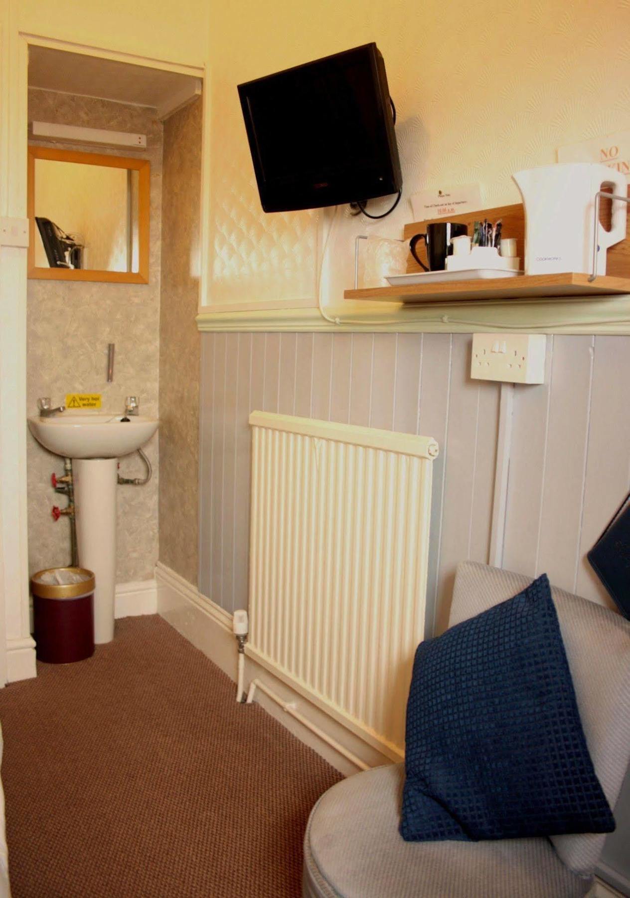 Devon View Guesthouse Суонси Экстерьер фото